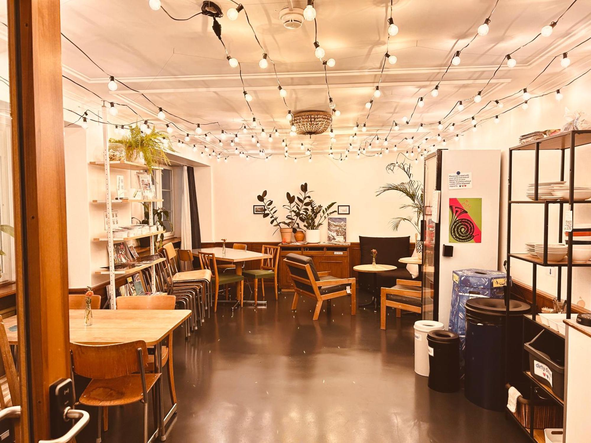 Pop Up Hotel Krone Zuerich Экстерьер фото
